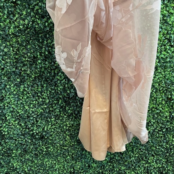 Show me your Mumu Jenn Otherwise Engaged Maxi - Picture 4 of 13